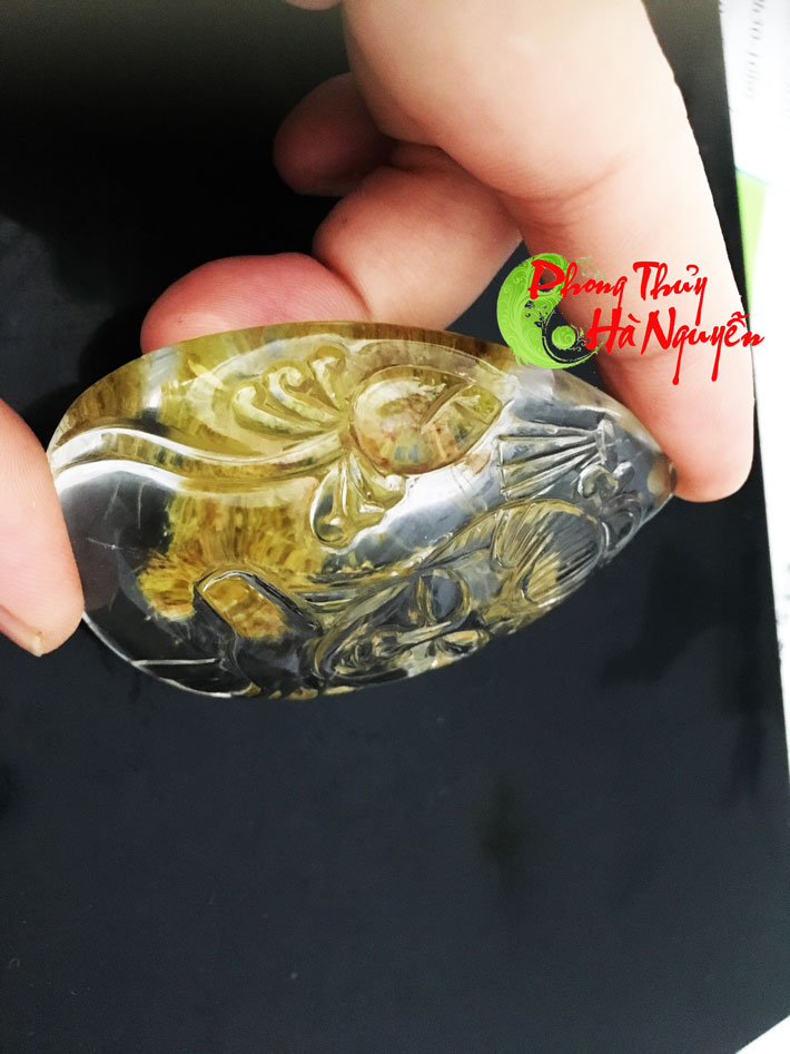 mặt phật bà thạch anh ưu linh vàng